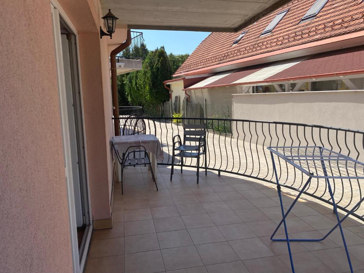Abigel Apartmanhaz Balatonfured Ngoại thất bức ảnh