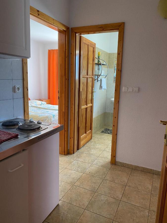 Abigel Apartmanhaz Balatonfured Ngoại thất bức ảnh