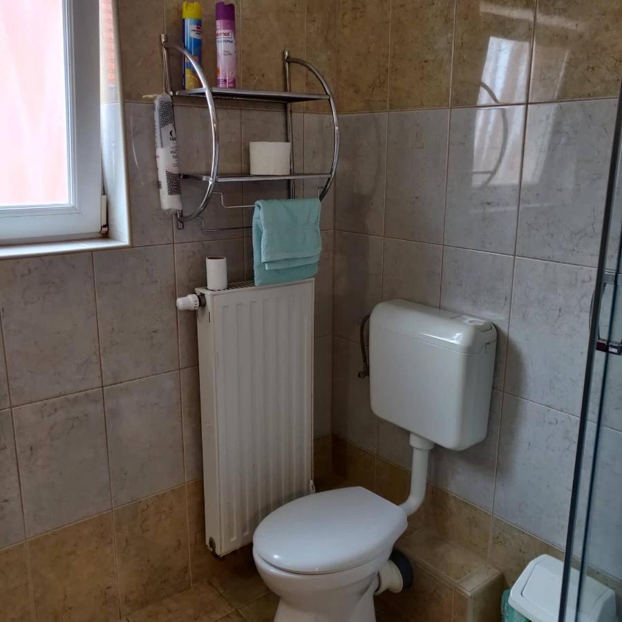 Abigel Apartmanhaz Balatonfured Ngoại thất bức ảnh